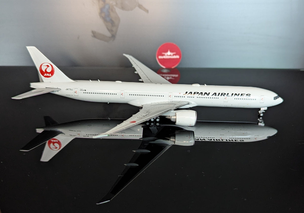 1:400 Japan Airlines B777-300ER “Last Flight” JC Wings