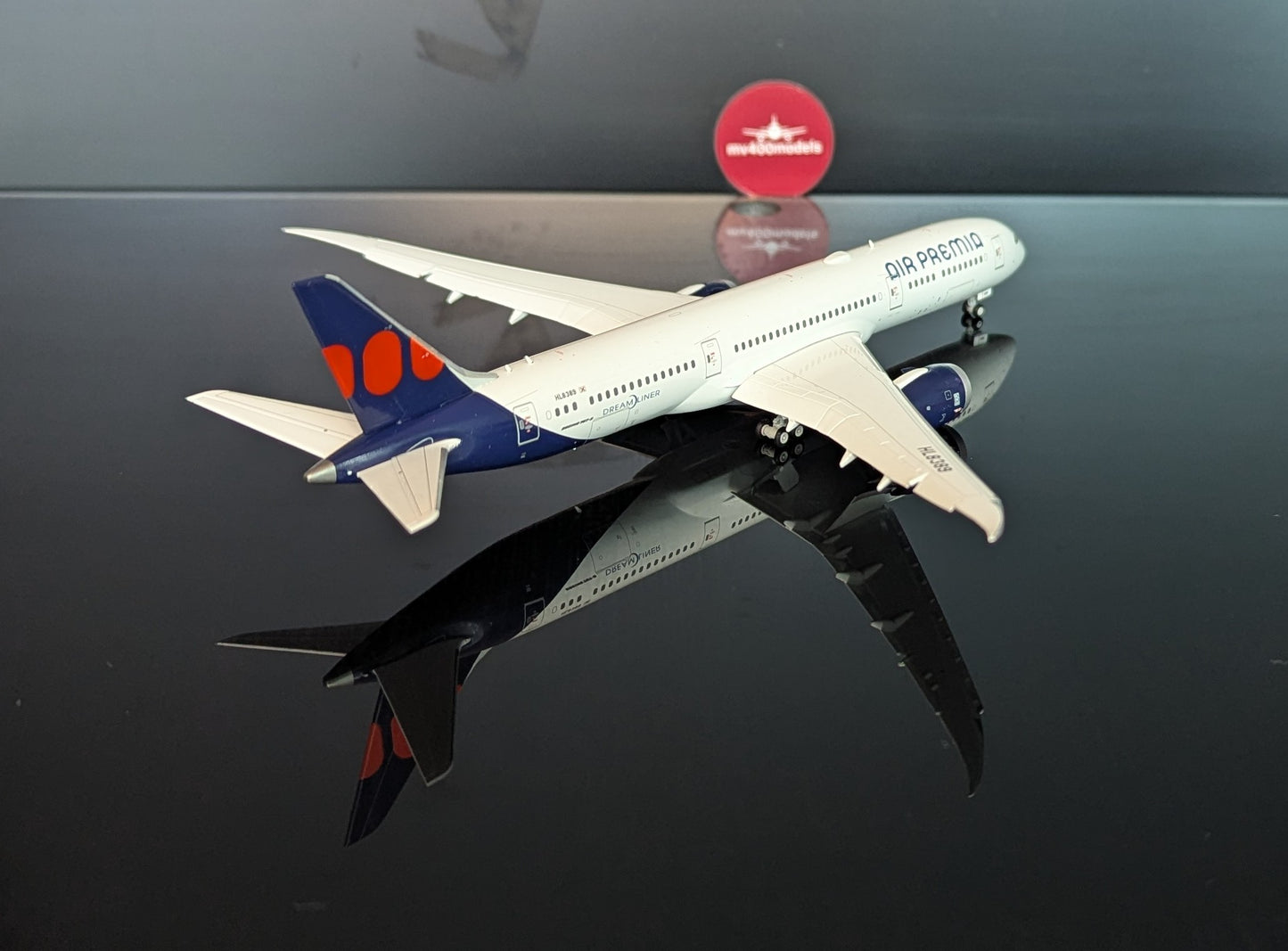1:400 Air Premia B787-9 Dreamliner Flaps Down* JC Wings