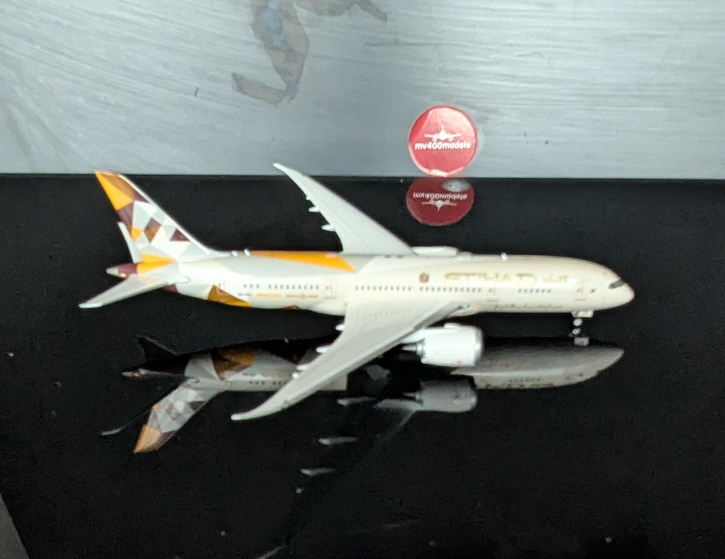 1:400 Etihad Airways B787-8 Dreamliner Phoenix Models