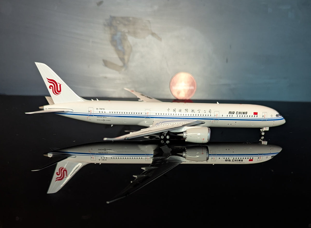 1:400 Air China B787-9 Dreamliner Phoenix Models