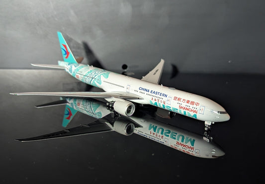 1:400 China Eastern Airlines B777-300ER “Shanghai Museum” Phoenix Models