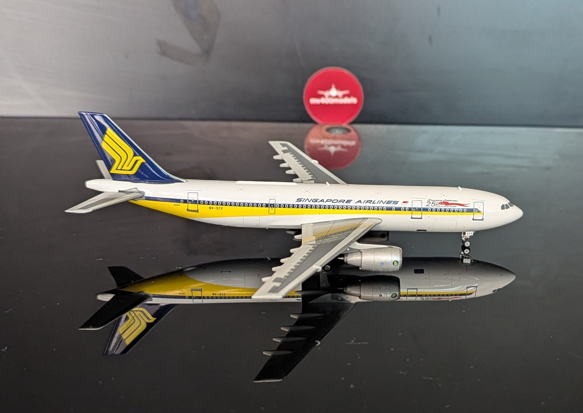 1:400 Singapore Airlines A300B4-203 “25 Years of Nation Building” Phoenix Models