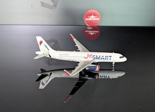 1:400 JetSmart A320-200 LV-IVO Phoenix Models
