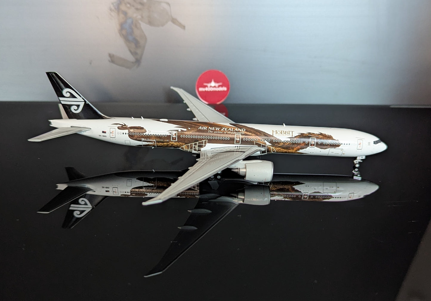 1:400 Air New Zealand B777-300ER “Desolation of Smaug” JC Wings
