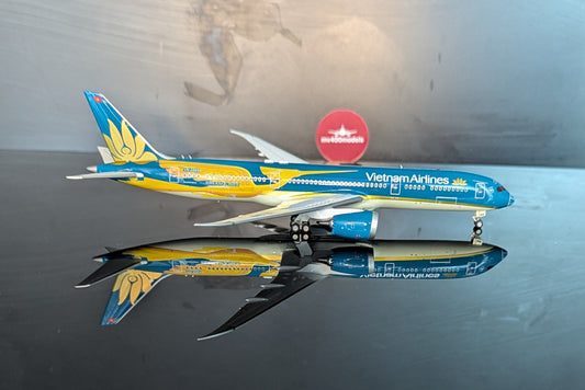 1:400 Vietnam Airlines B787-9 Dreamliner “Chim Lac” Aviation 400