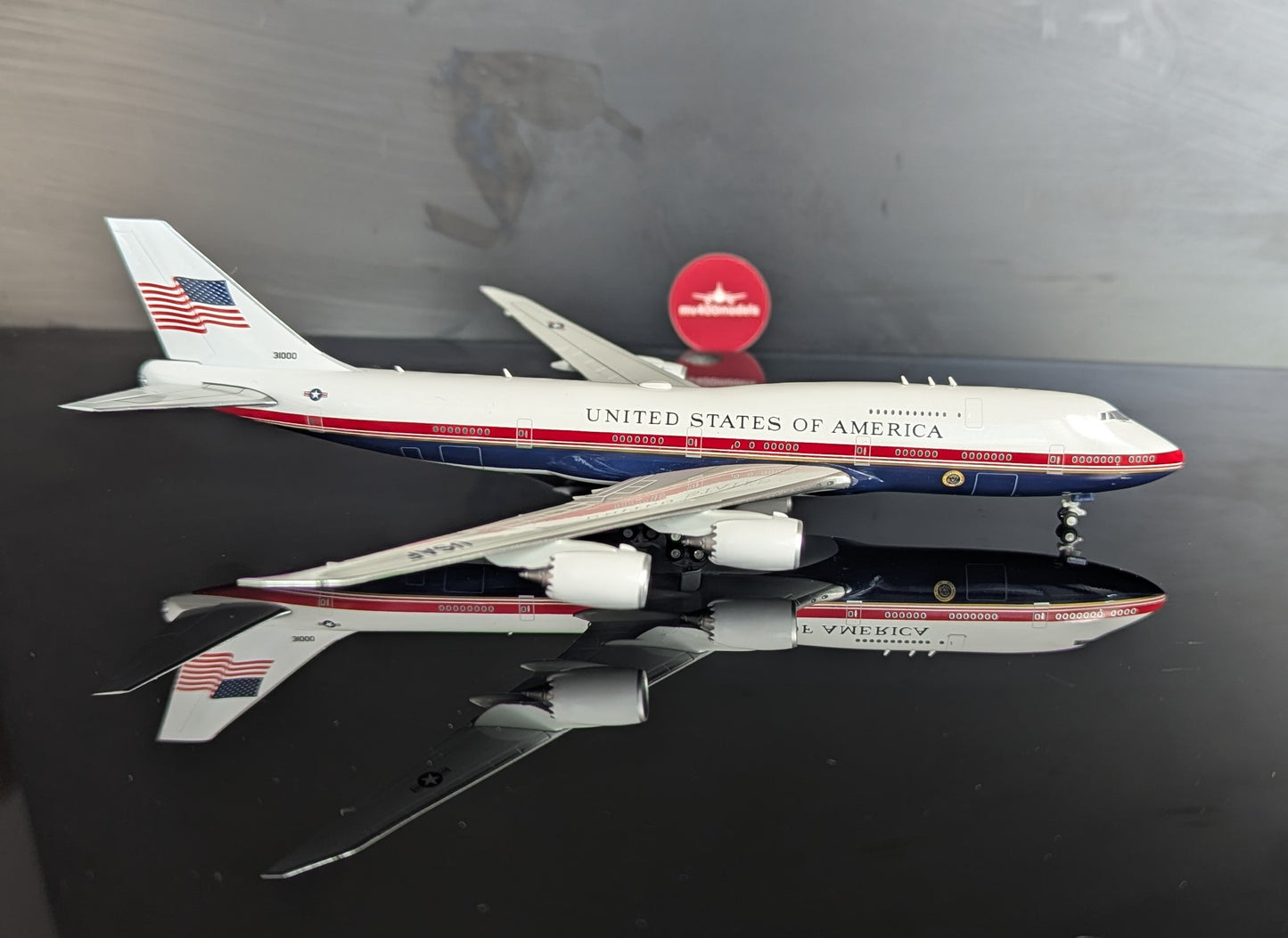 1:400 USAF VC-25B B747-8i “Air Force One” Gemini Jets