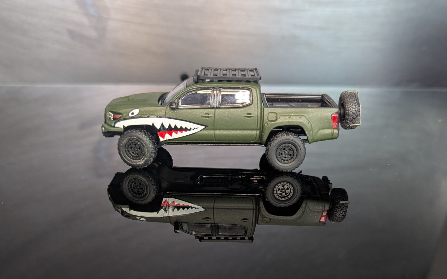 1/64 Toyota Tacoma Green Unique Model -Diecast Model Car