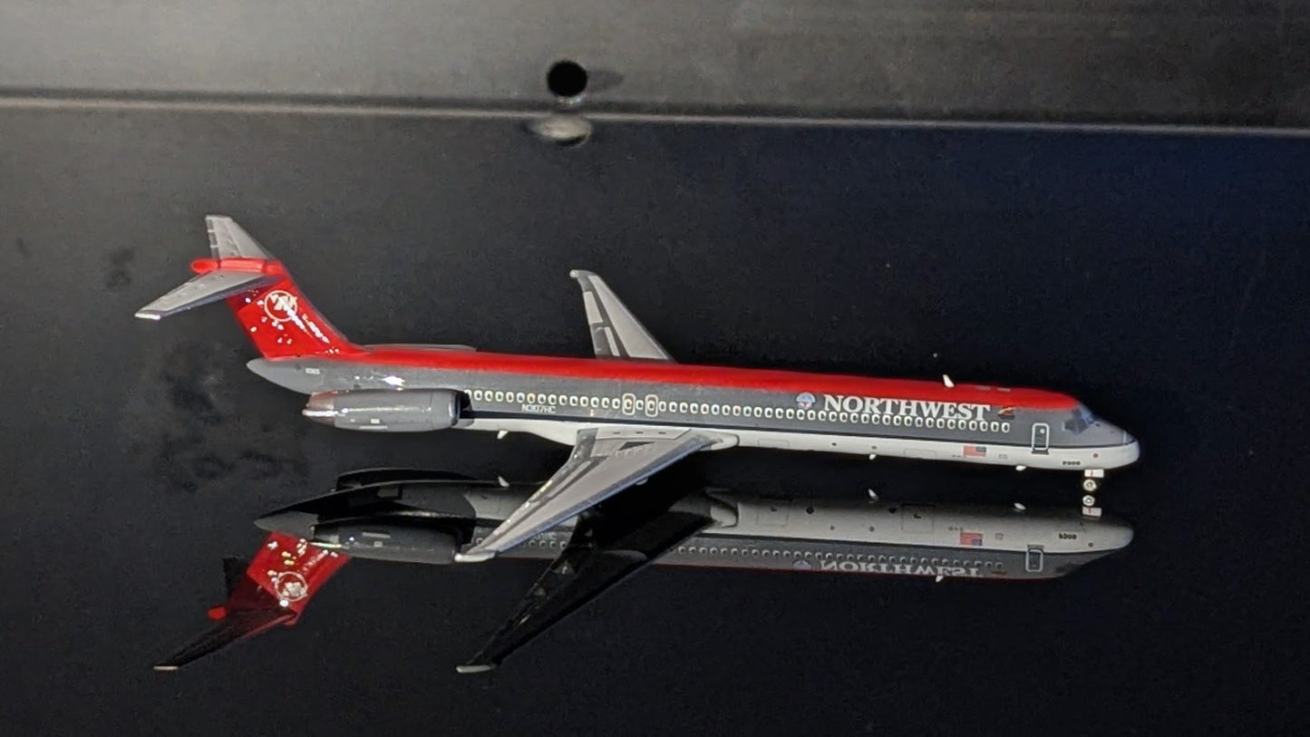 1:400 Northwest MD-82 N314RC Phoenix Models