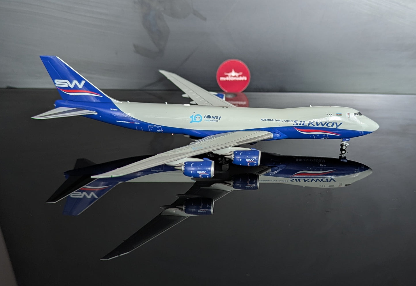 1:400 Silkway West Airlines B747-8F VQ-BVC HX Models