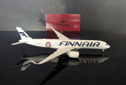 1:400 Finnair A350-900 “ Santa” Pandamodel