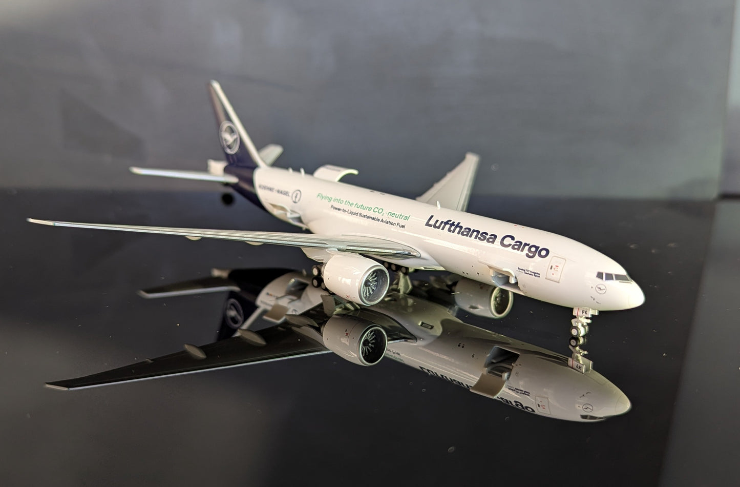 1:400 Lufthansa Cargo B777F “Flying into the Future” Interactive Series* JC Wings