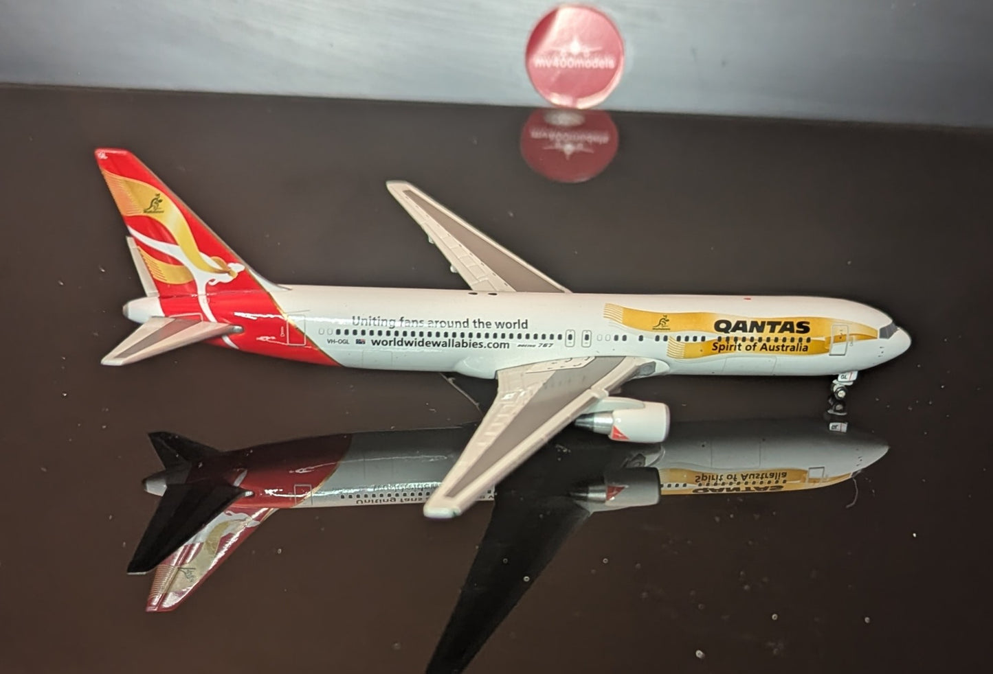 1:400 Qantas B767-300 "Wallabies" Gemini Jets