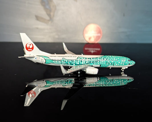 1:400 Japan Airlines B737-800 “YUI-JIMBEE” Phoenix Models