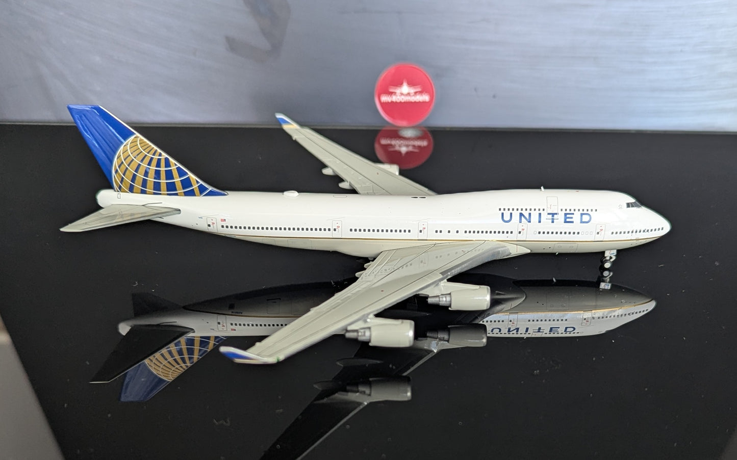 1:400 United Airlines B747-400 "Continental Livery" Gemini Jets