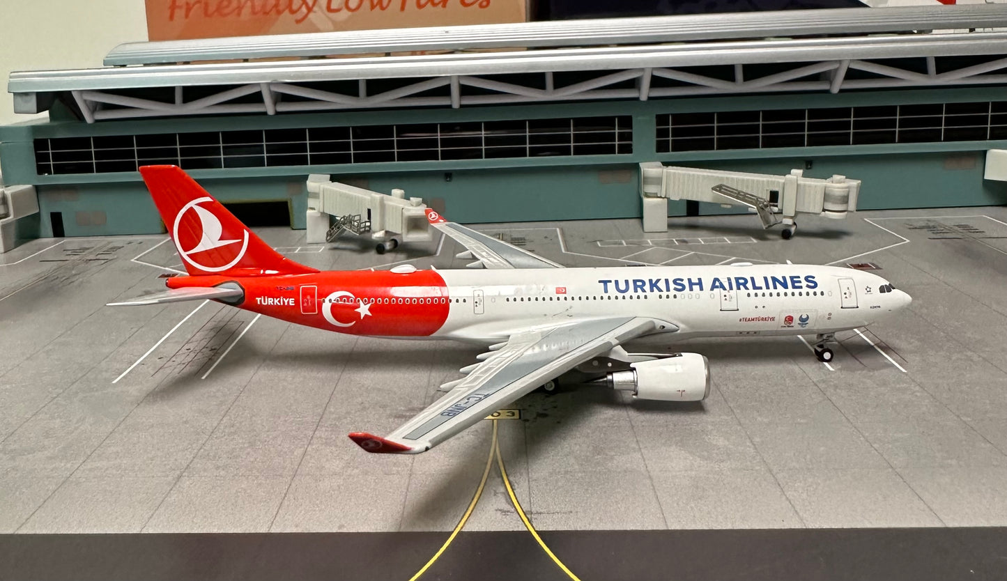 1:400 Turkish Airlines A330-200 "Tokyo 2020" NG Models