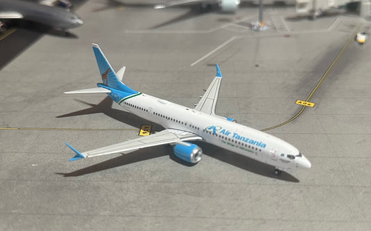 1:400 Air Tanzania B737 MAX 9 Phoenix Models