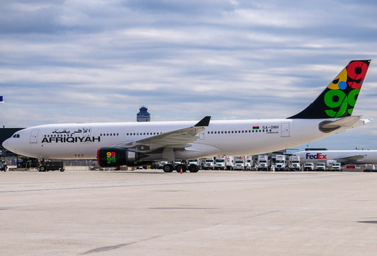 Pre-order 1:400 Afriqiyah A330-200 “Post 2011 Flag” Phoenix Models