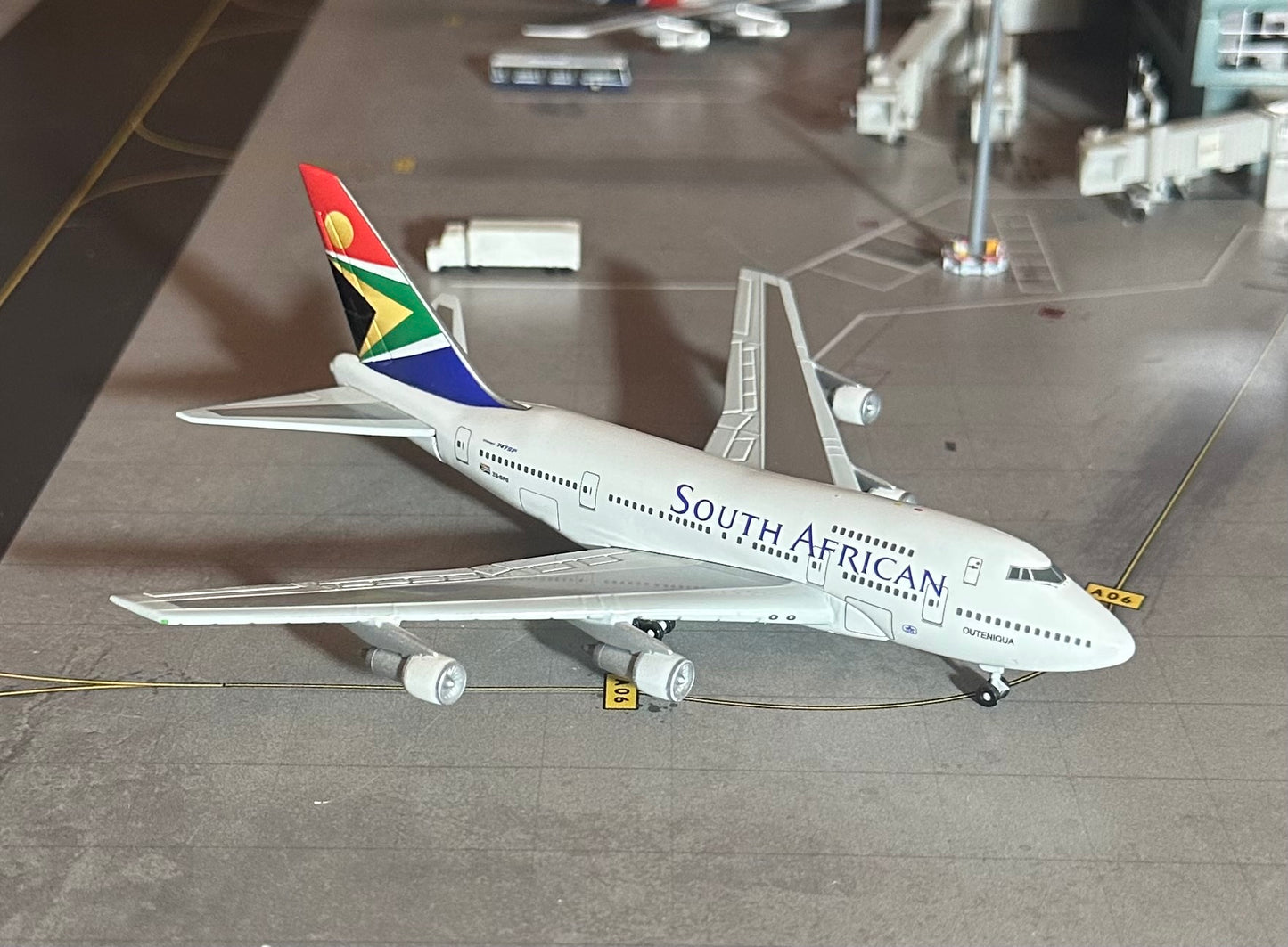 1:400 South African Airways B747SP Gemini Jets