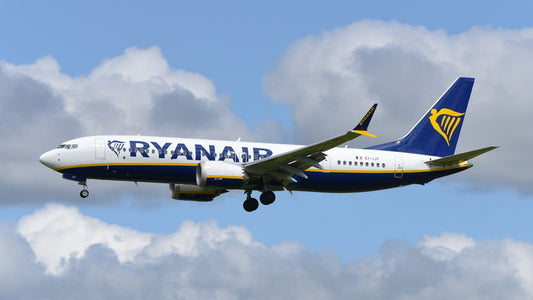 Pre-order 1:400 Ryanair B737 Max 8 Phoenix Models