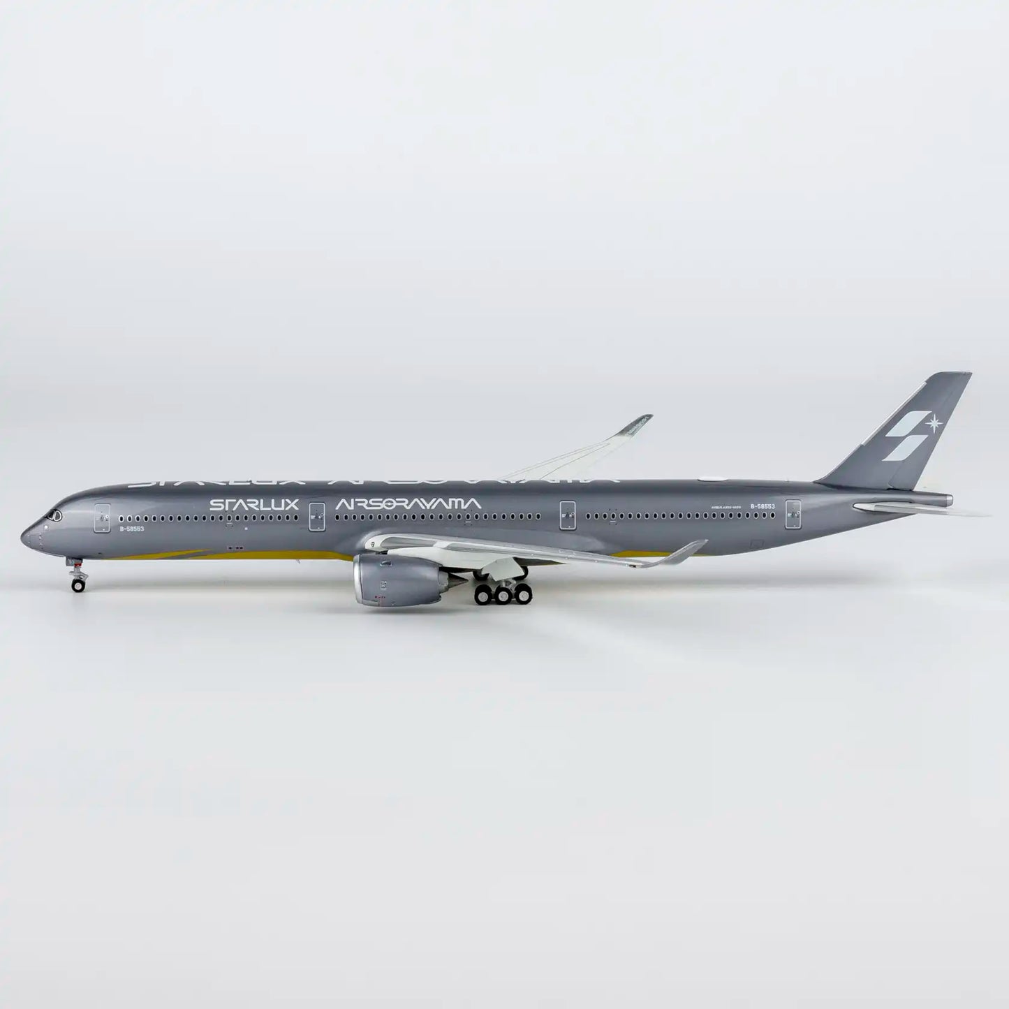 1:400 Starlux A350-1000 “Airsorayama Silver” NG Models Ultimate Collection*