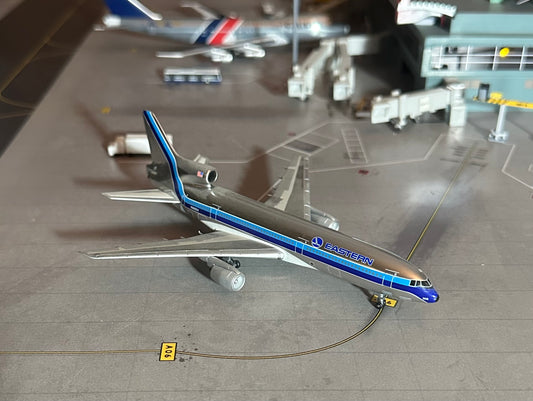 1:400 Eastern Airways Lockheed L-1011 Tristar BlueBox