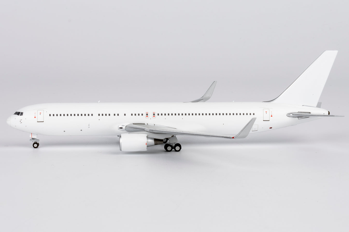 1:400 Blank Model B767-300ER PW Engines NG Models