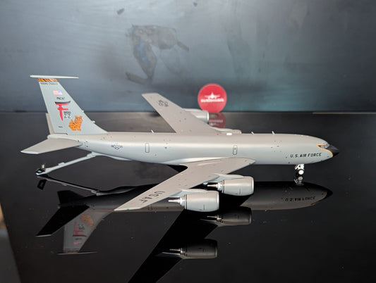 1:200 U.S Air Force Boeing KC-135 "Kadena AFB" Inflight200