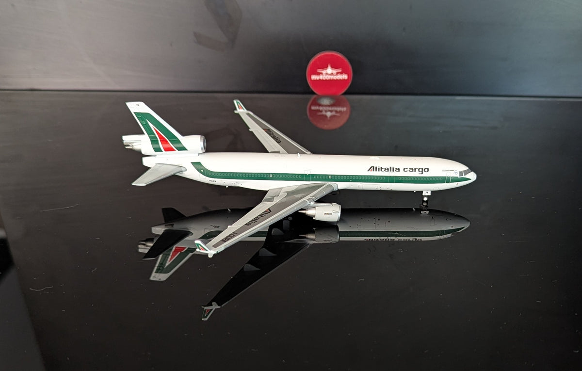 1:400 Alitalia Cargo MD-11 JC Wings