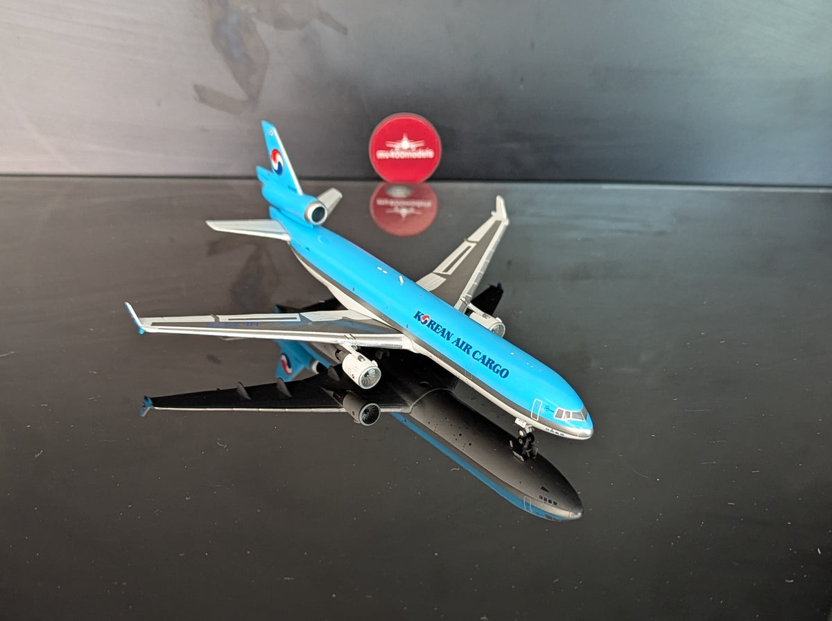 1:400 Korean Air Cargo MD-11 JC Wings