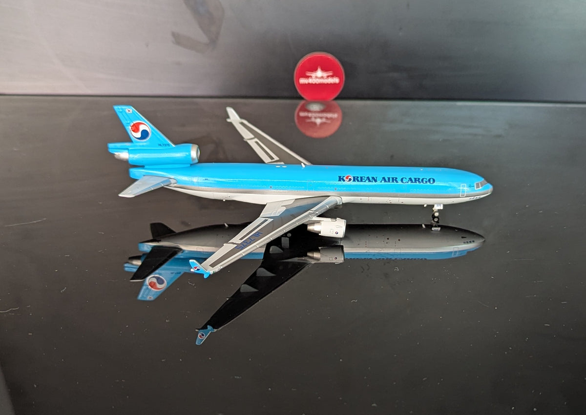 1:400 Korean Air Cargo MD-11 JC Wings