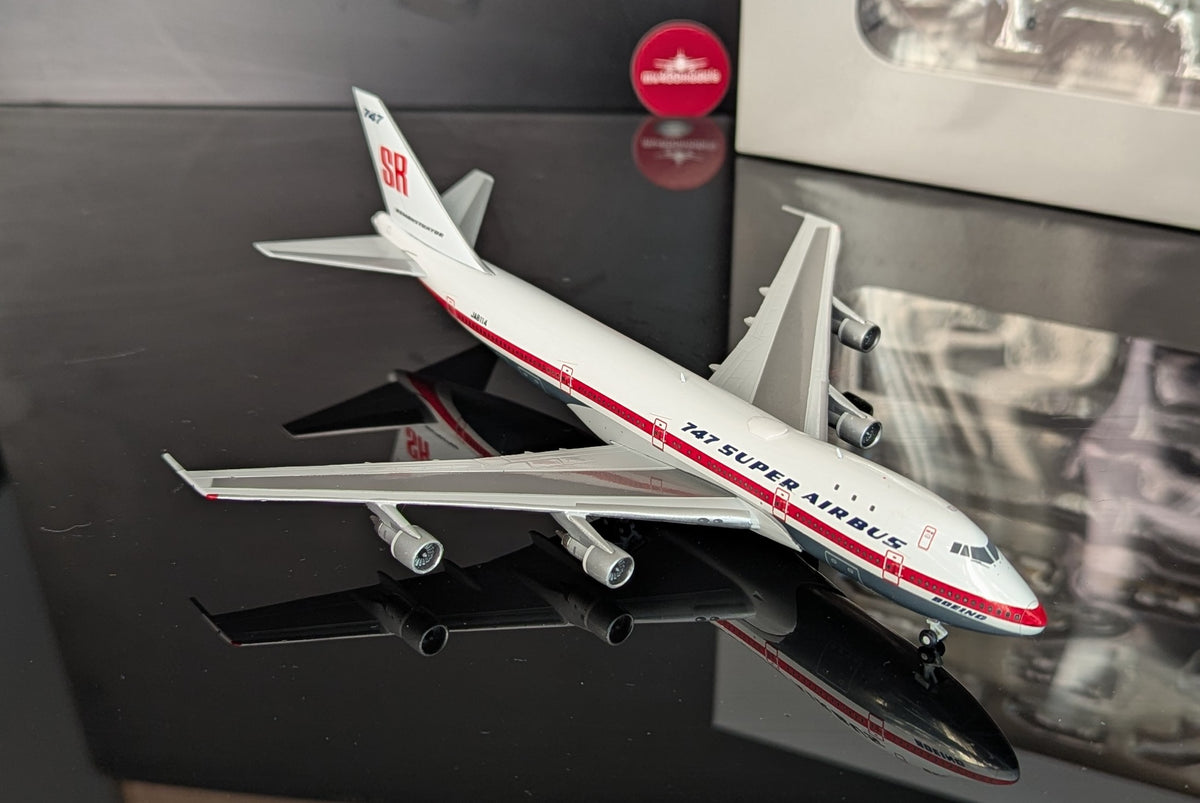 1:400 The Boeing Company B747-100 "747 Super Airbus" With GSE Set JC Wings