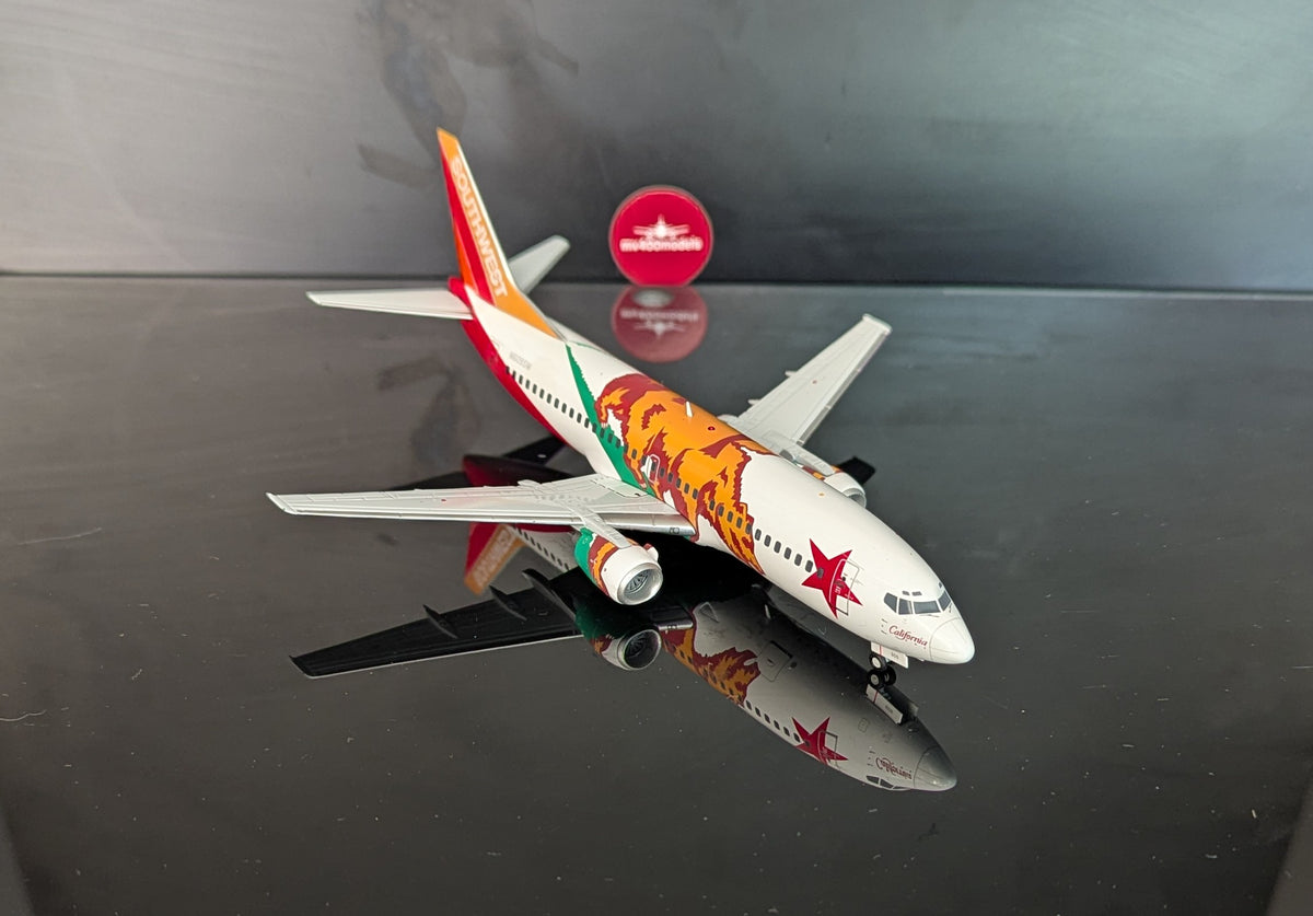 1:200 Southwest Airlines B737-300 “California One” JC Wings