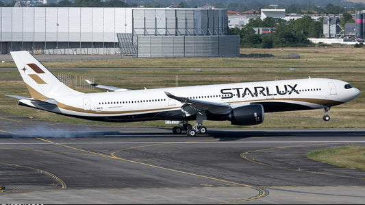 Pre-order 1:400 Starlux A330-900neo Phoenix Models