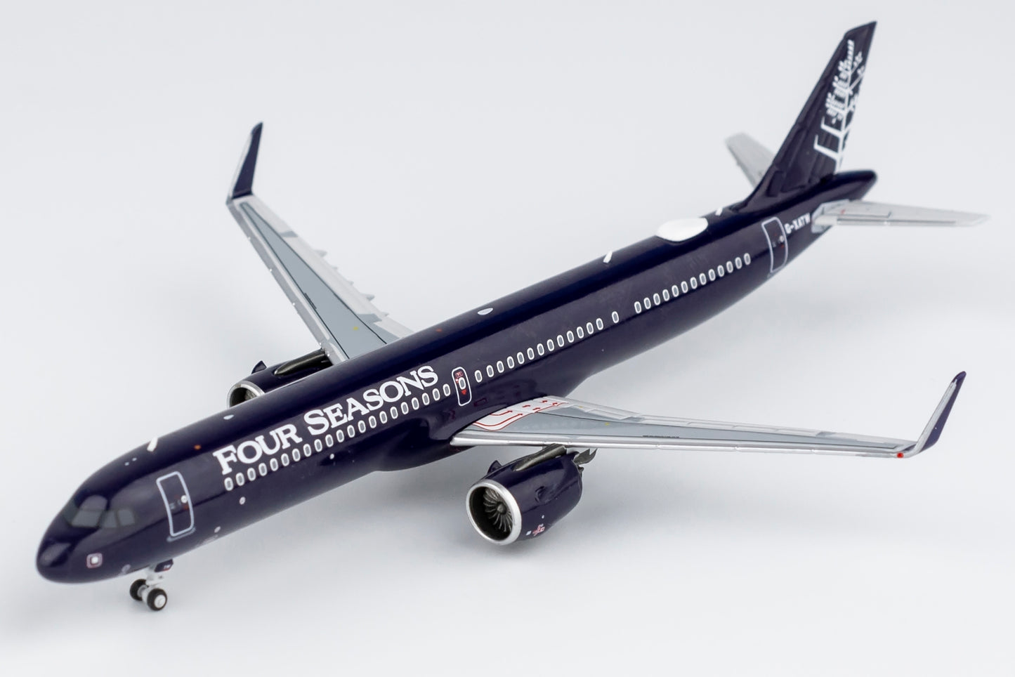 1:400 TCS World Travel (Titan Airways) A321-neo NG Models