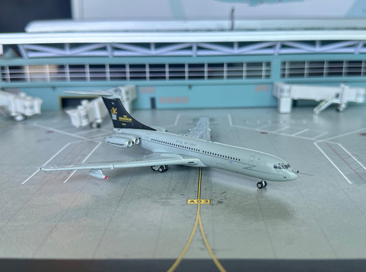 1:400 RAF Brize Norton Vickers VC-10 Gemini Macs