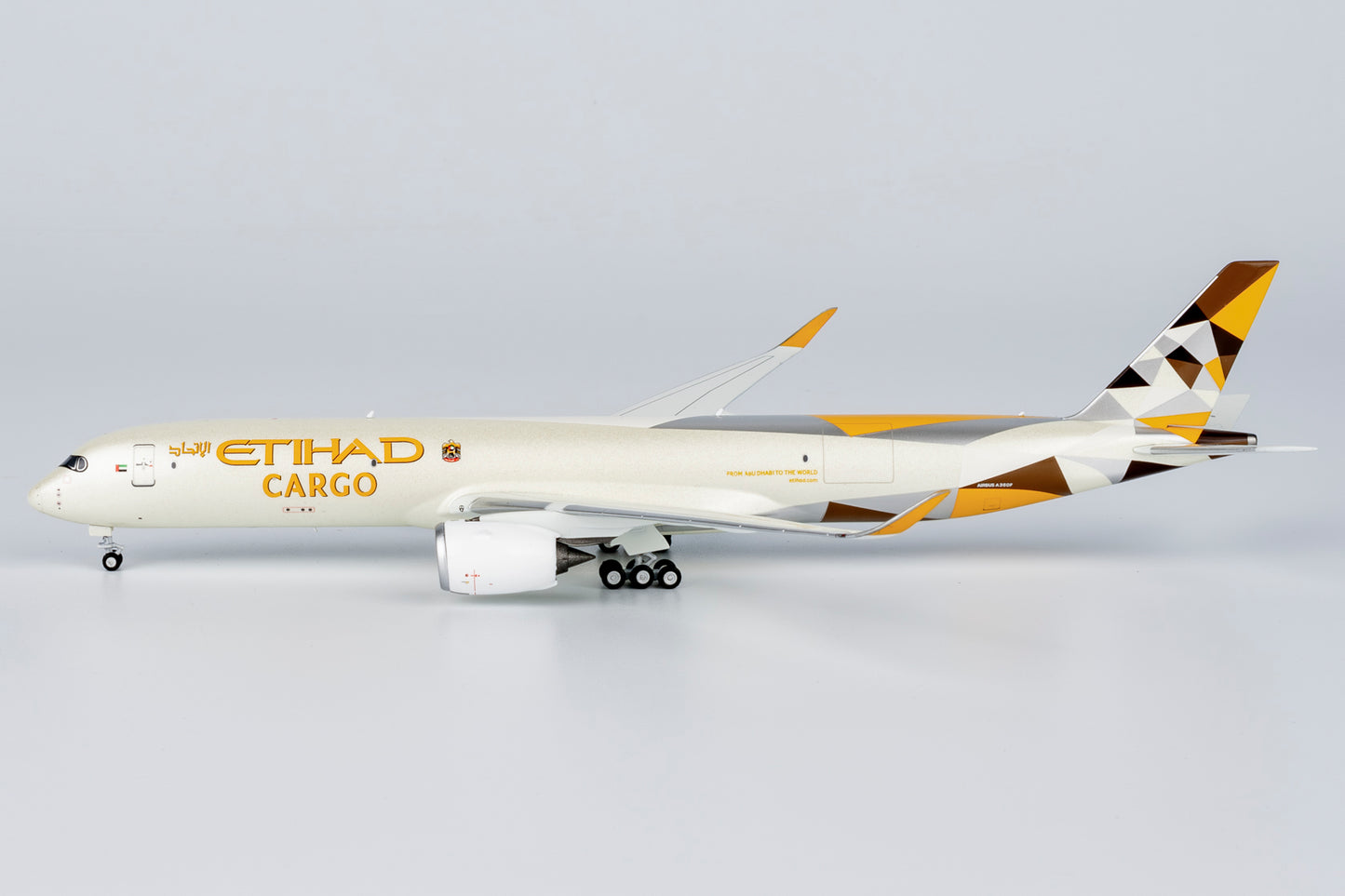 1:400 Etihad Airways A350F NG Models. Fantasy Livery**