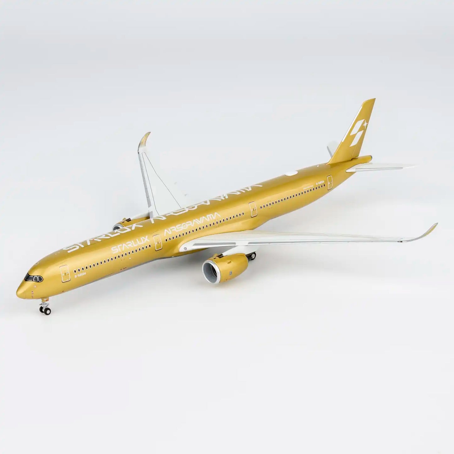 1:400 Starlux A350-1000 “Airsorayama Gold” NG Models