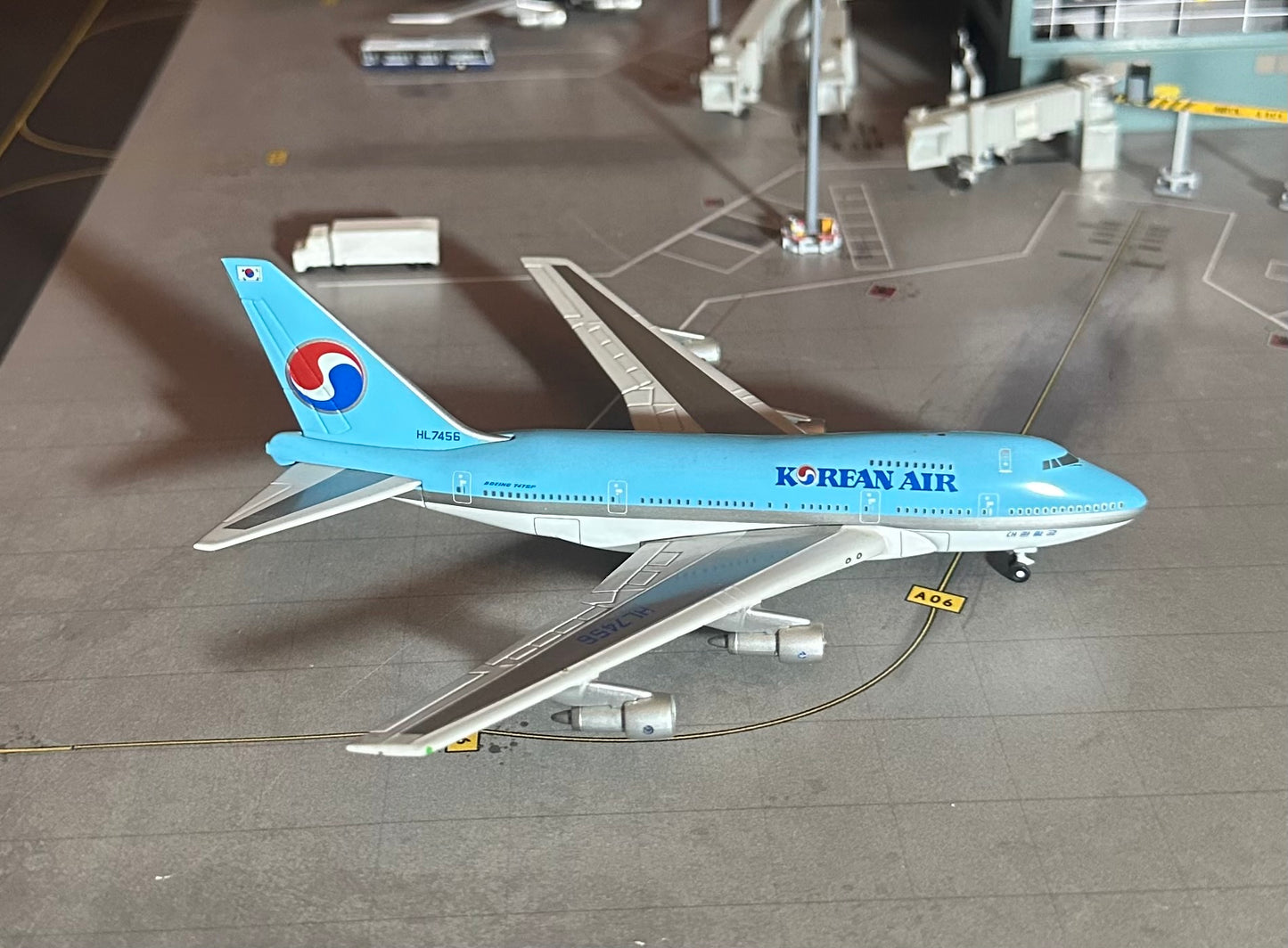 1:400 Korean Air B747SP Gemini Jets