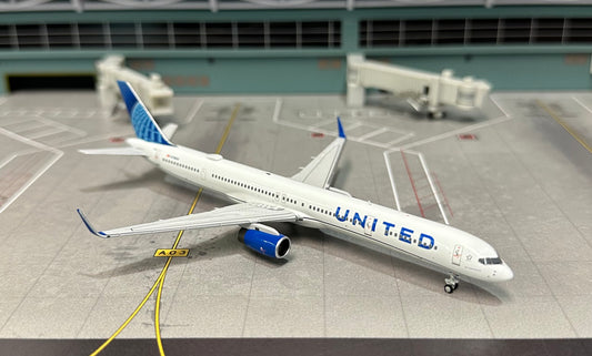 1:400 United Airlines 757-300 "Blue Evolution" NG Models