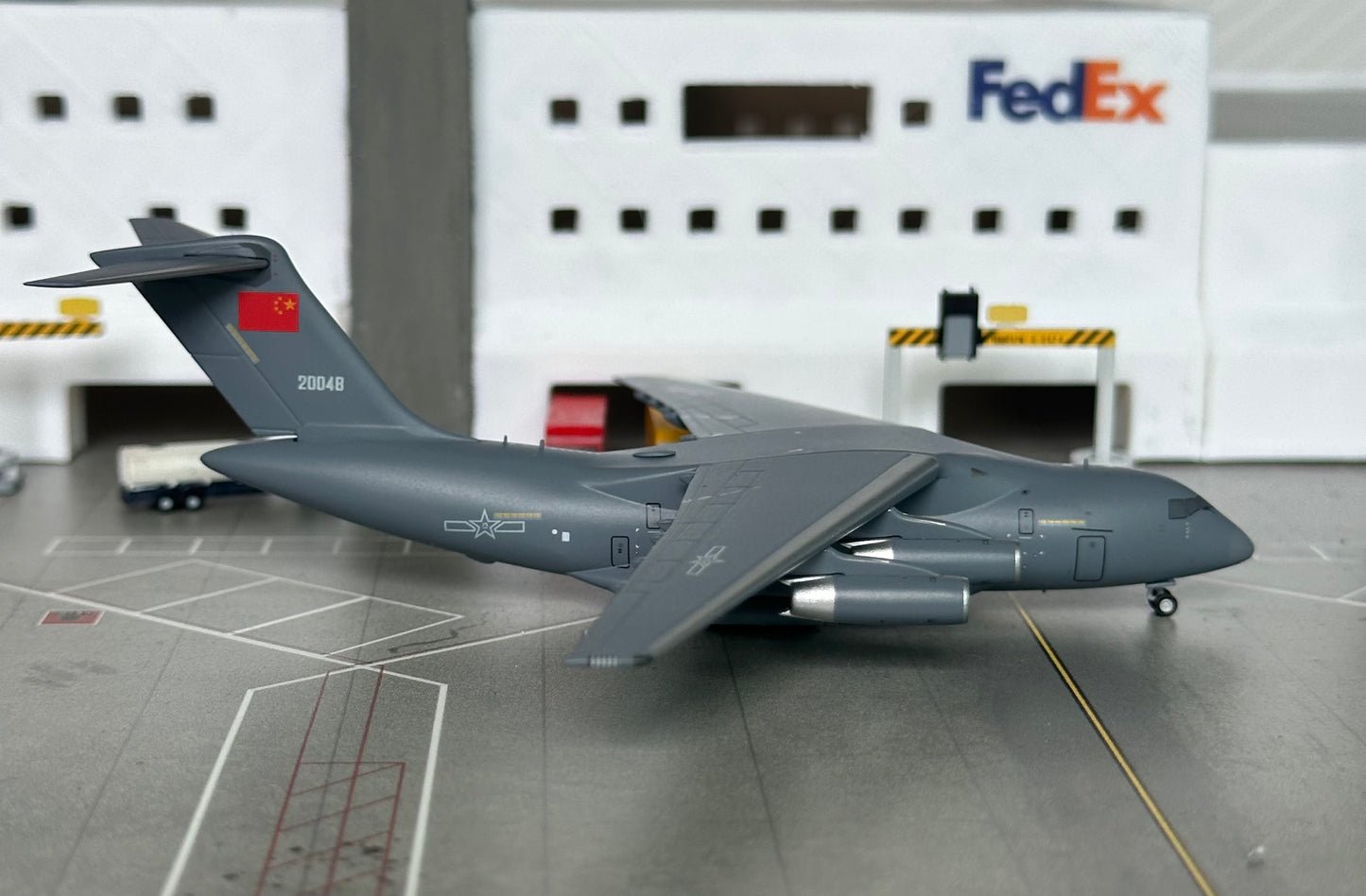 1:400 PLA Air Force Y-20 20048 NG Models