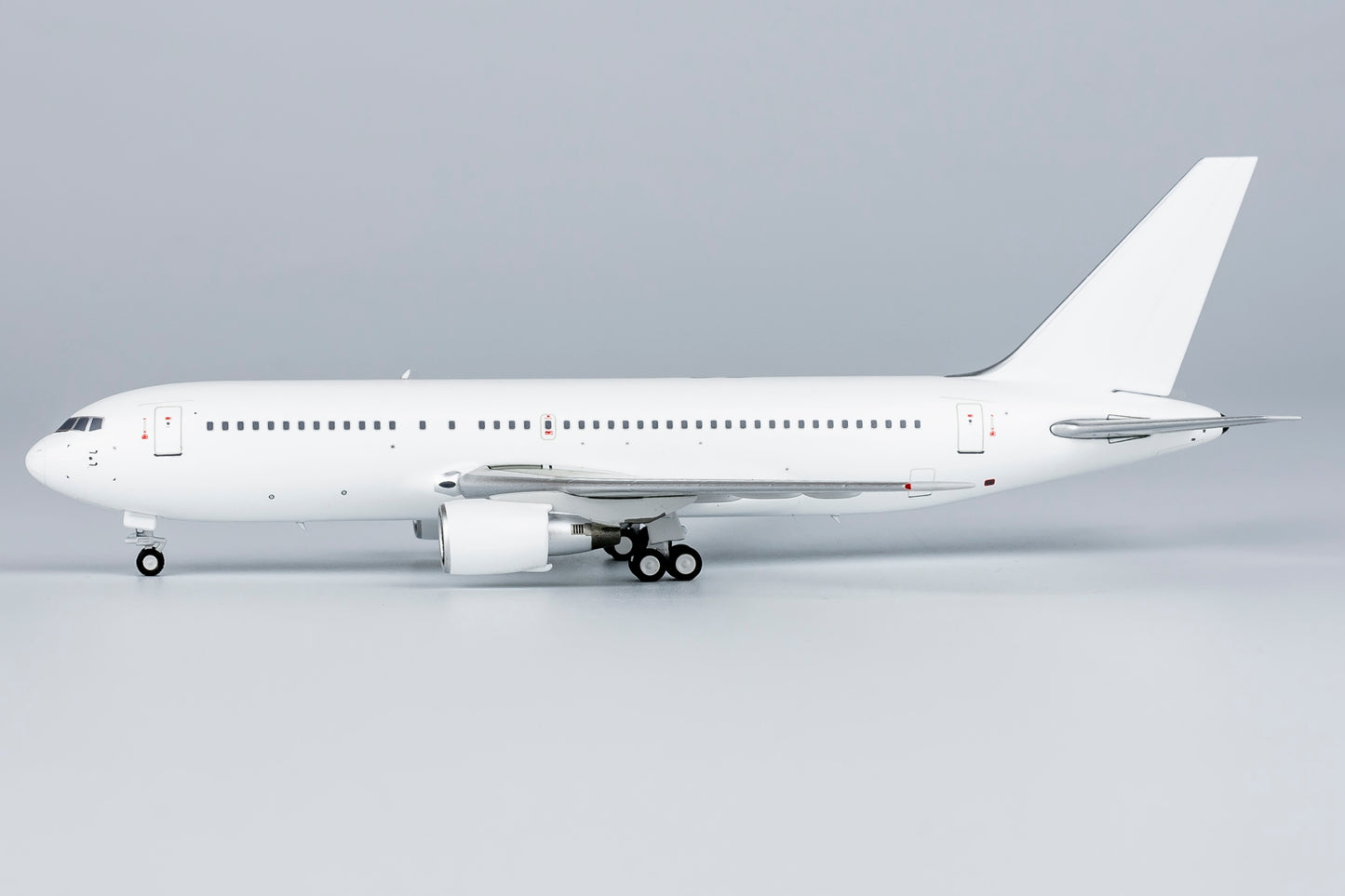 1:400 Blank Model B767-200 CF6 Engines NG Models