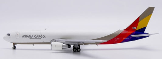 Pre-order 1:400 Asiana Cargo B767-300F JC Wings