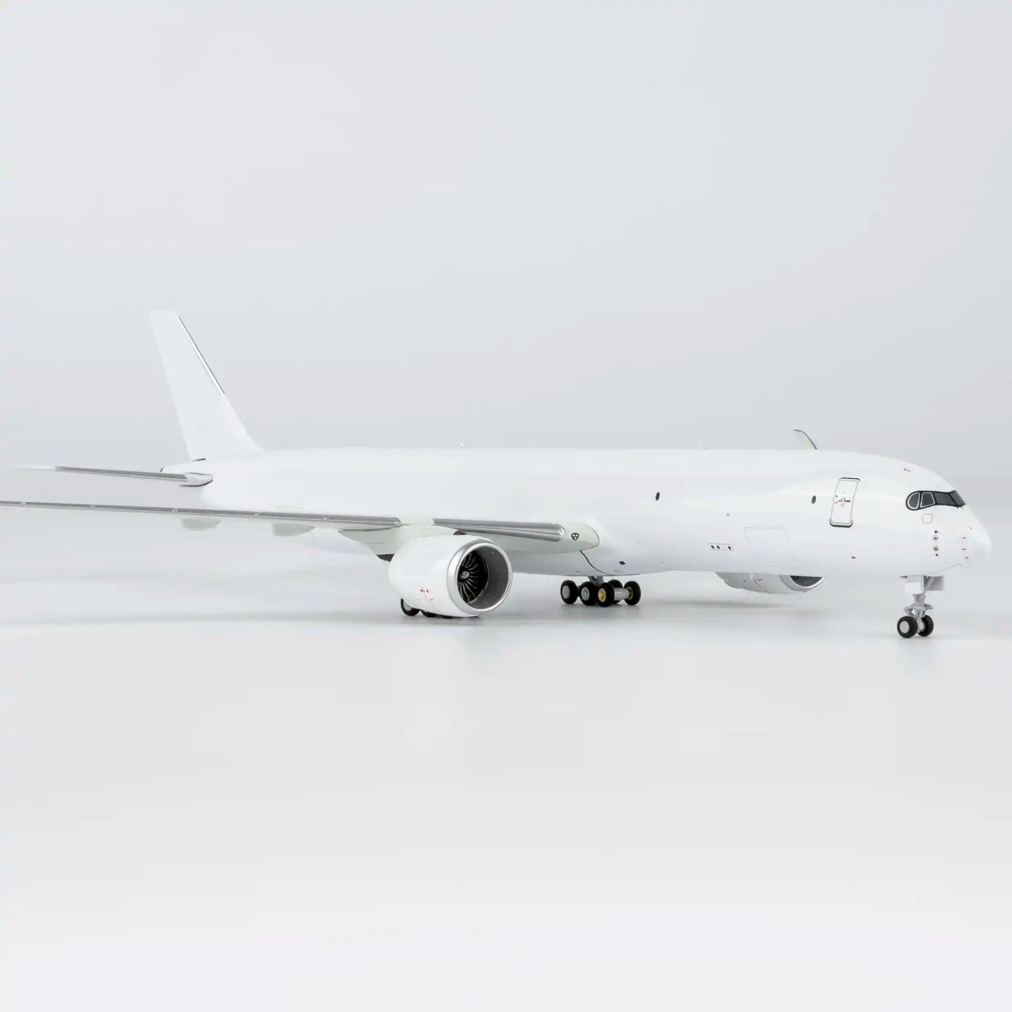 1:400 Blank Model A350F NG Models