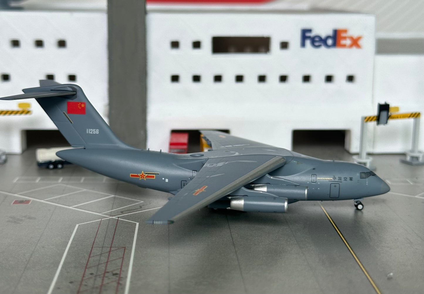 1:400 PLA Air Force Y-20 11256 NG Models