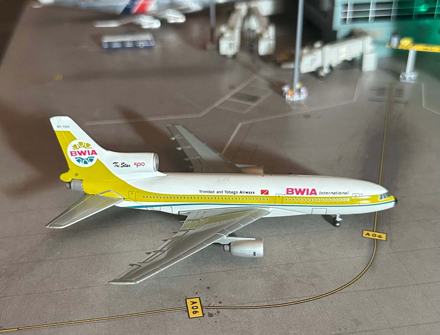 1:400 BWIA Lockheed L-1011-300 Gemini Jets