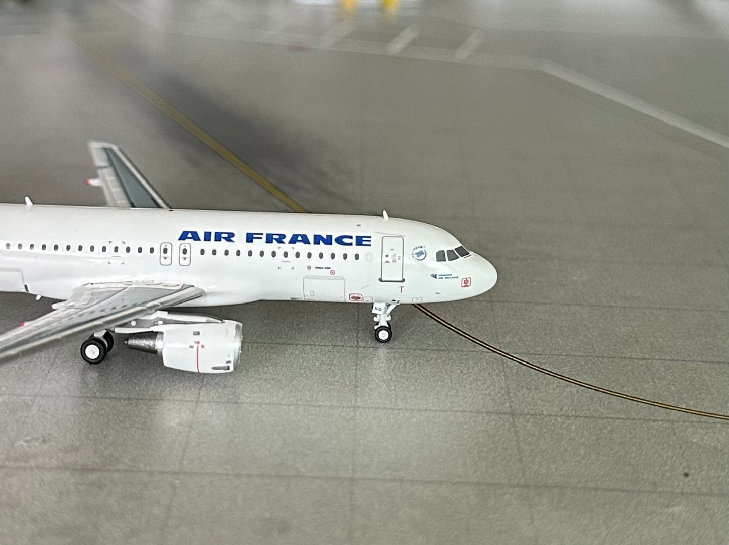 1:400 Air France A320-100 Pandamodel