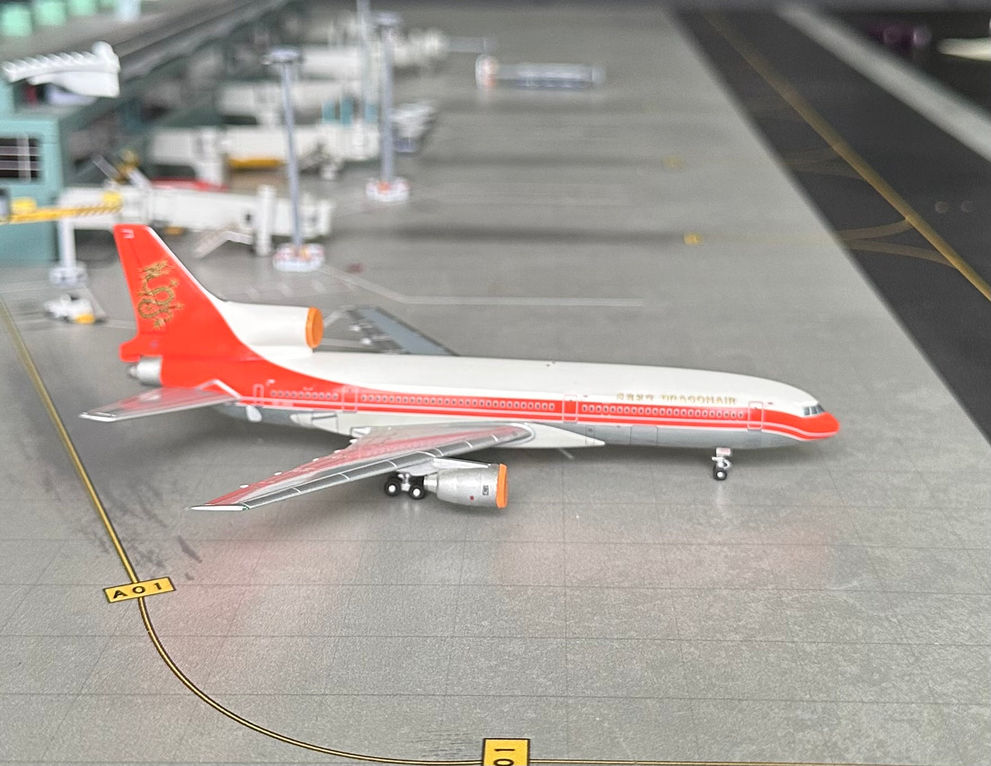 1:400 Dragon Air Lockheed L-1011 Tristar BlueBox