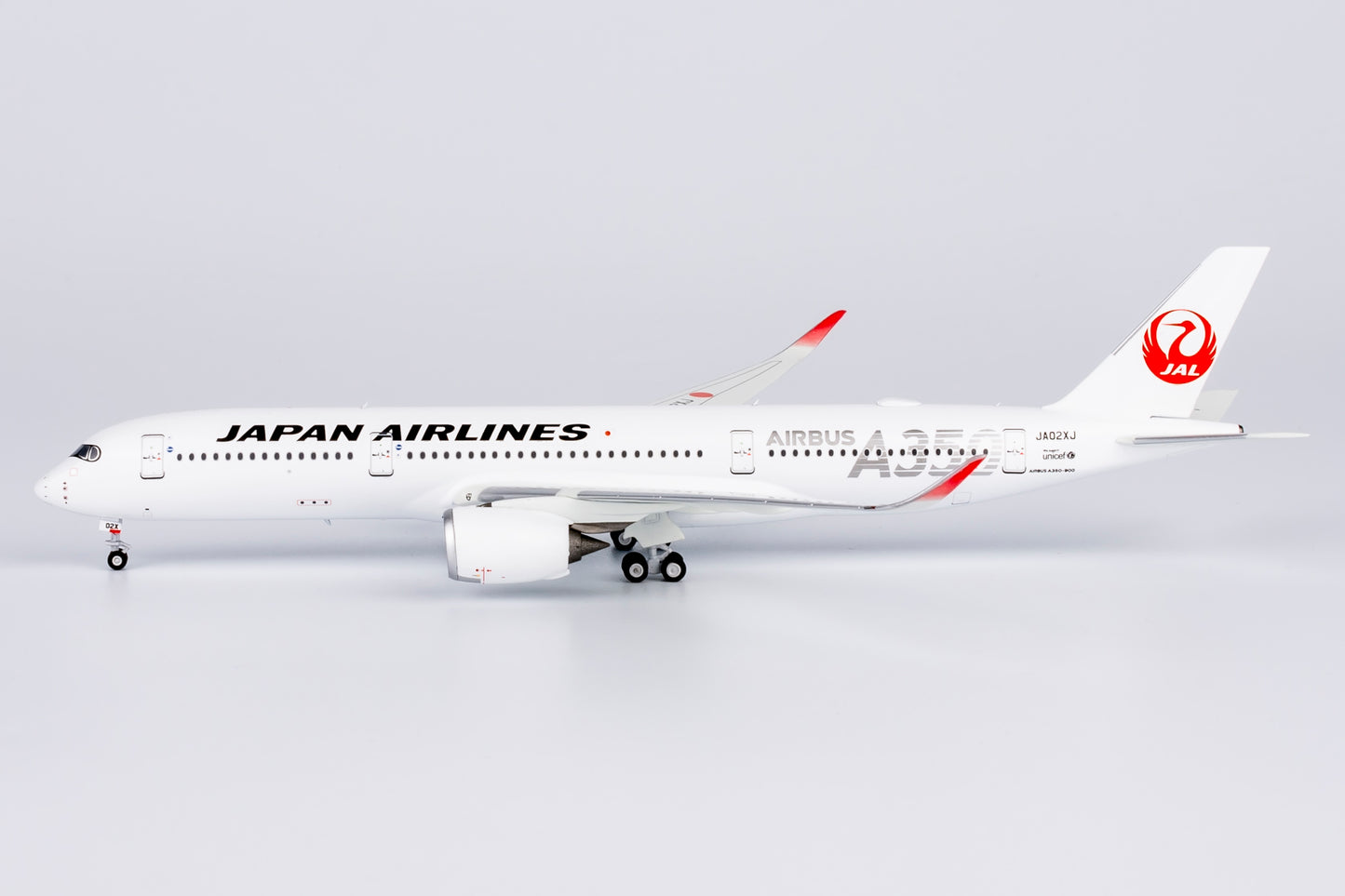 1:400 Japan Airlines A350-900 JA02XJ Silver* NG Models.