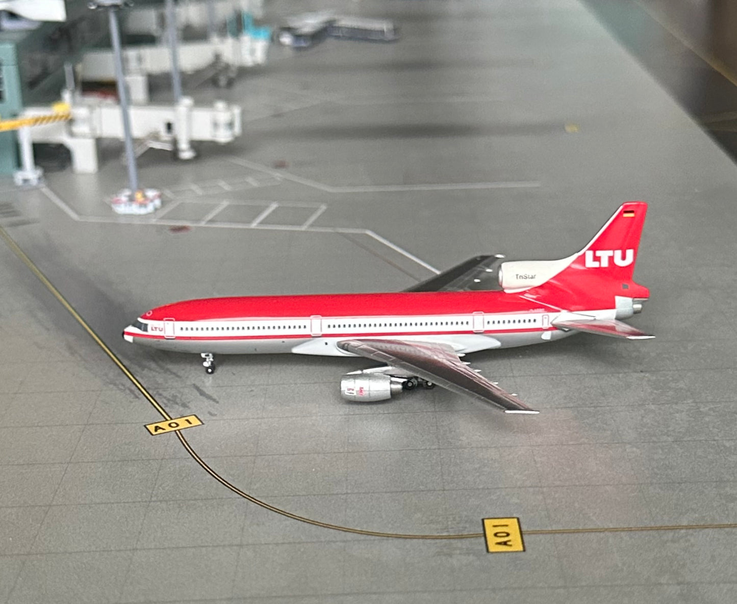 1:500 LTU Lockheed L-1011 Tristar Inflight500