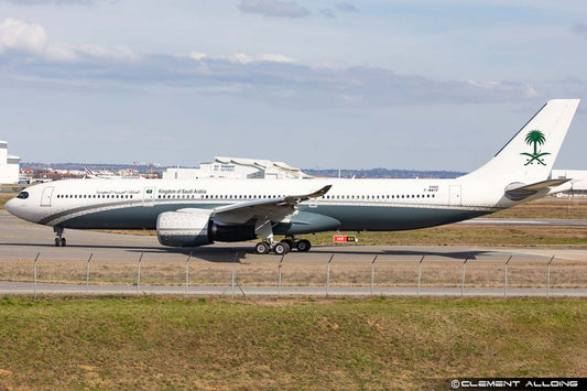 Pre-order 1:400 Desert Wings Aviation A330-900neo Phoenix Models